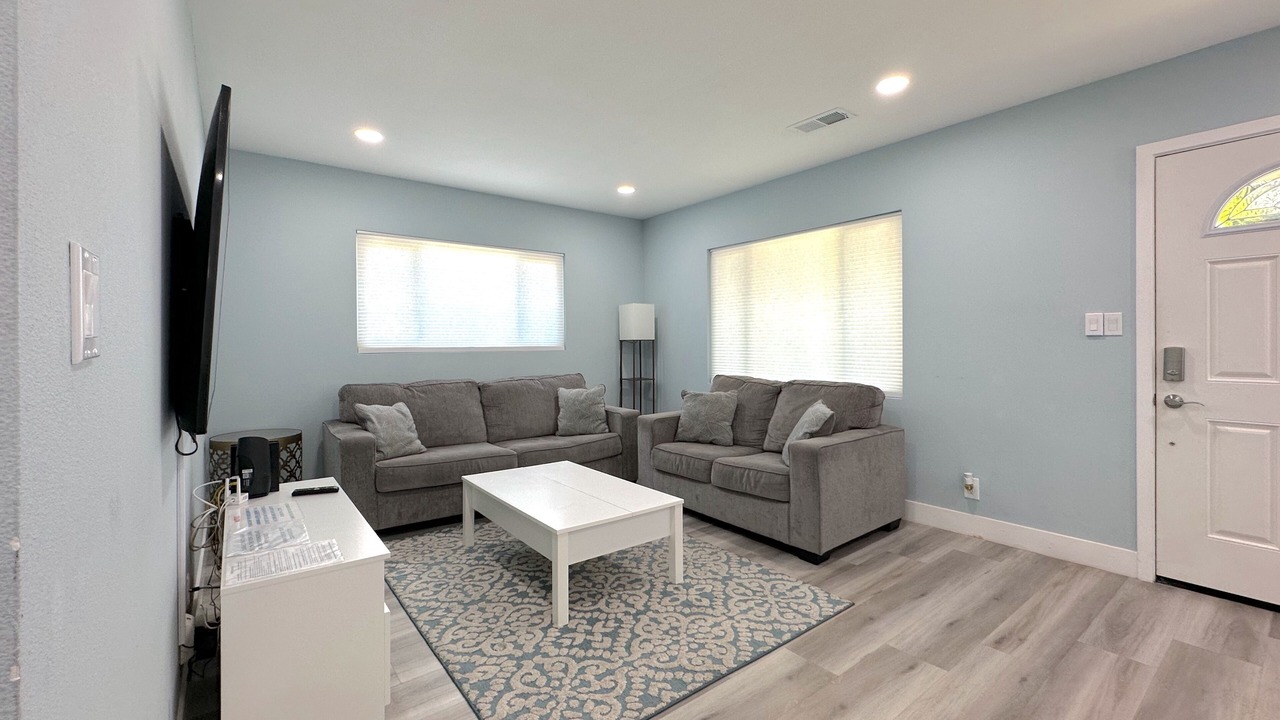 Photo of Livingroom in Southwest Anaheim