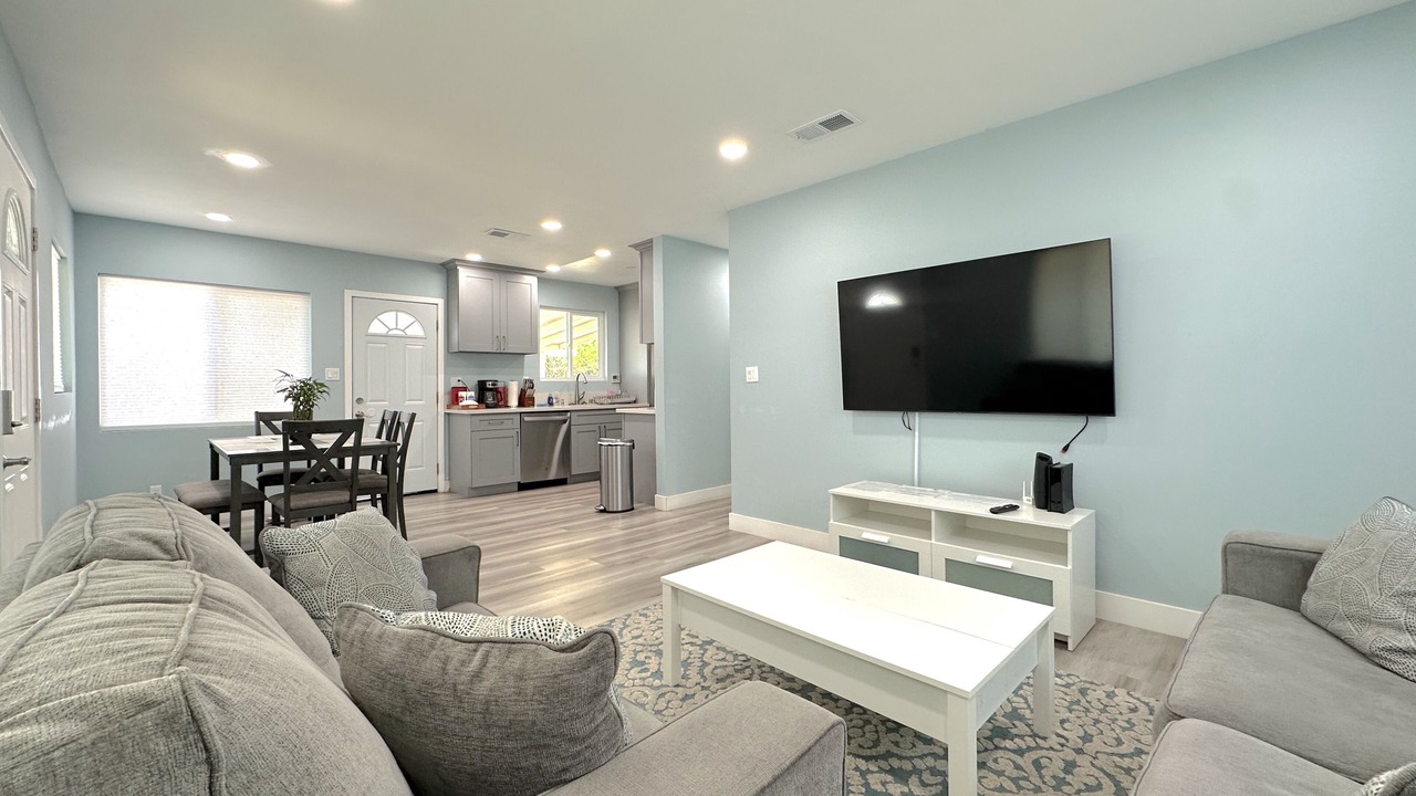Photo of Livingroom in Southwest Anaheim