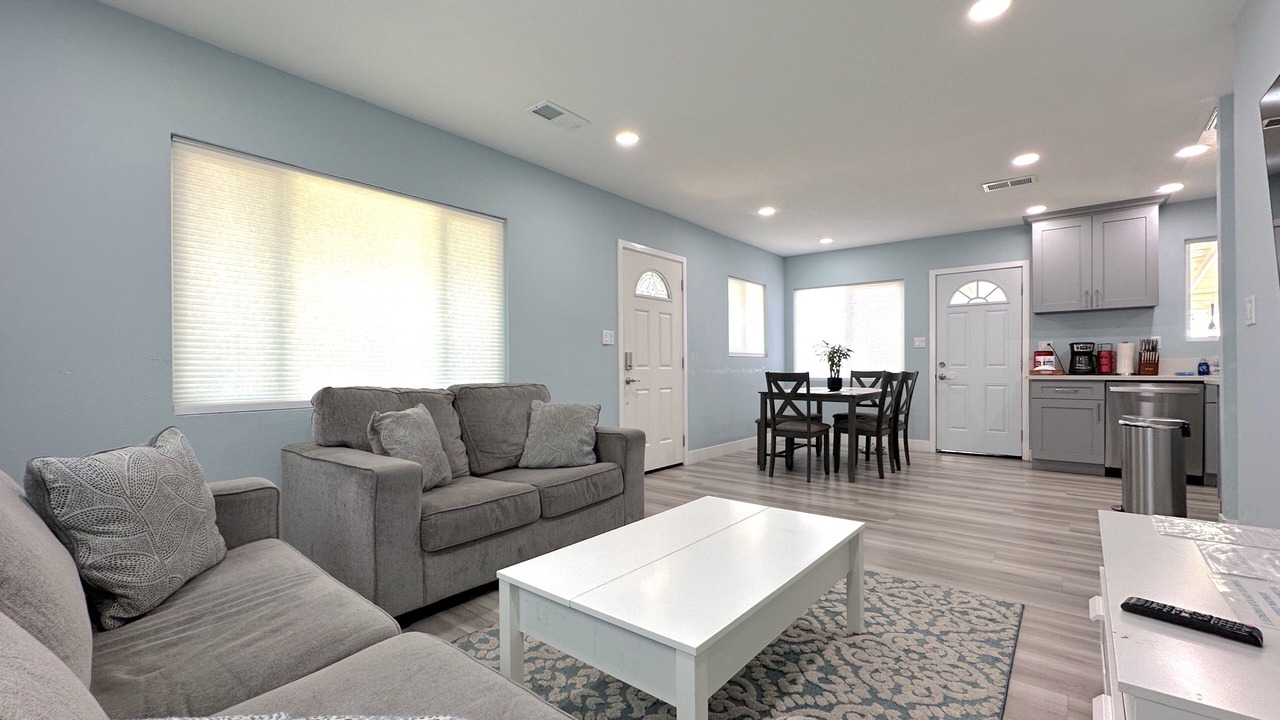 Photo of Livingroom in Southwest Anaheim
