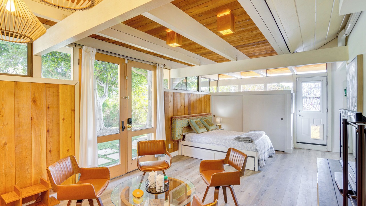 Photo of Bedroom in Central Malibu