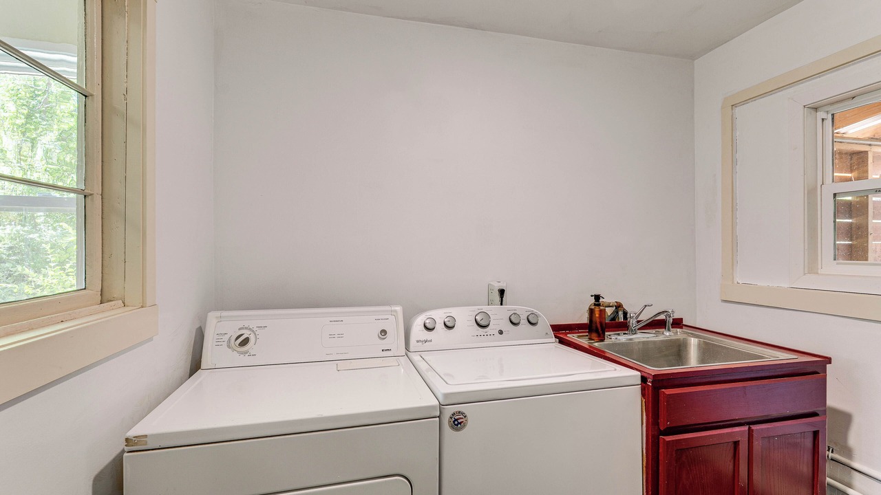 Photo of Bedroom in Shenandoah Valley