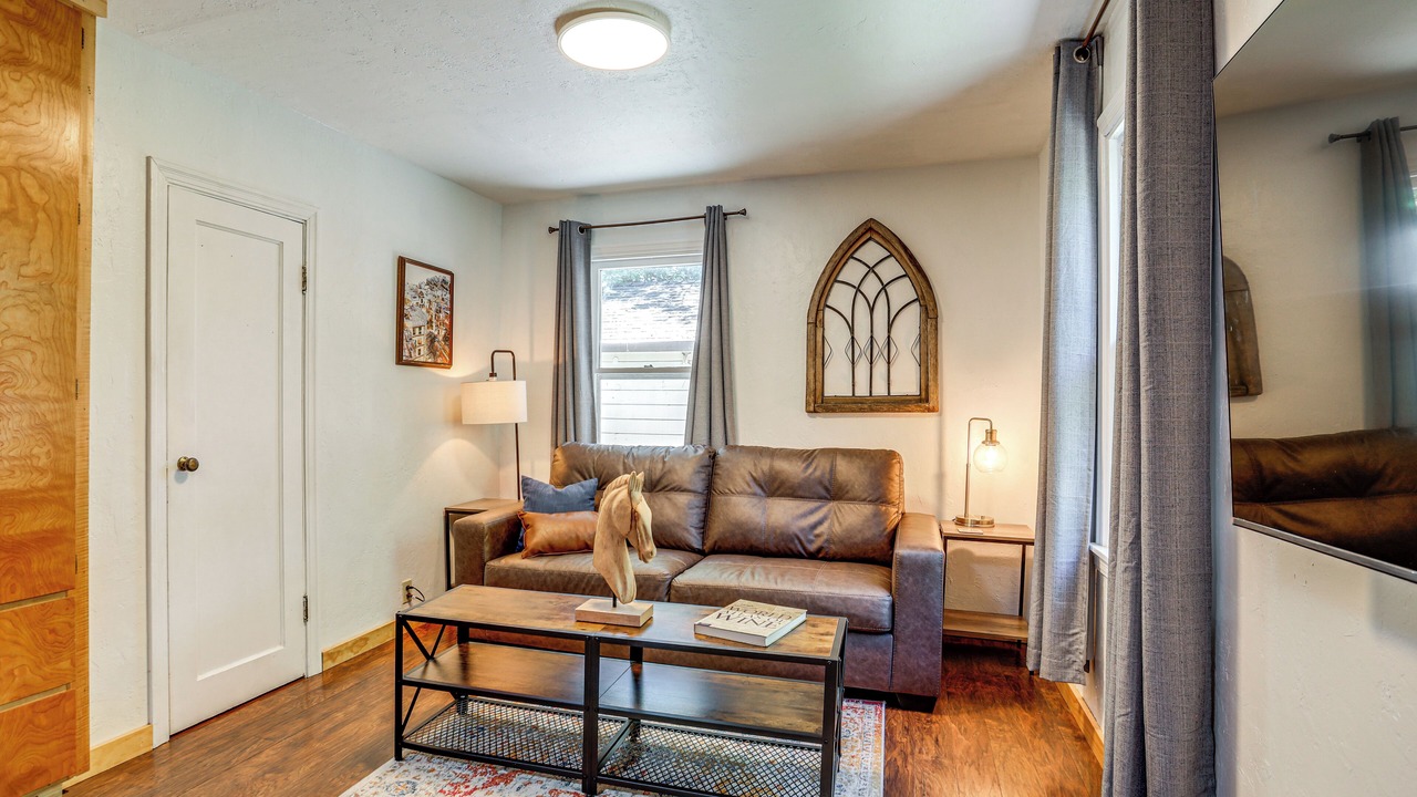 Photo of Livingroom in Shenandoah Valley