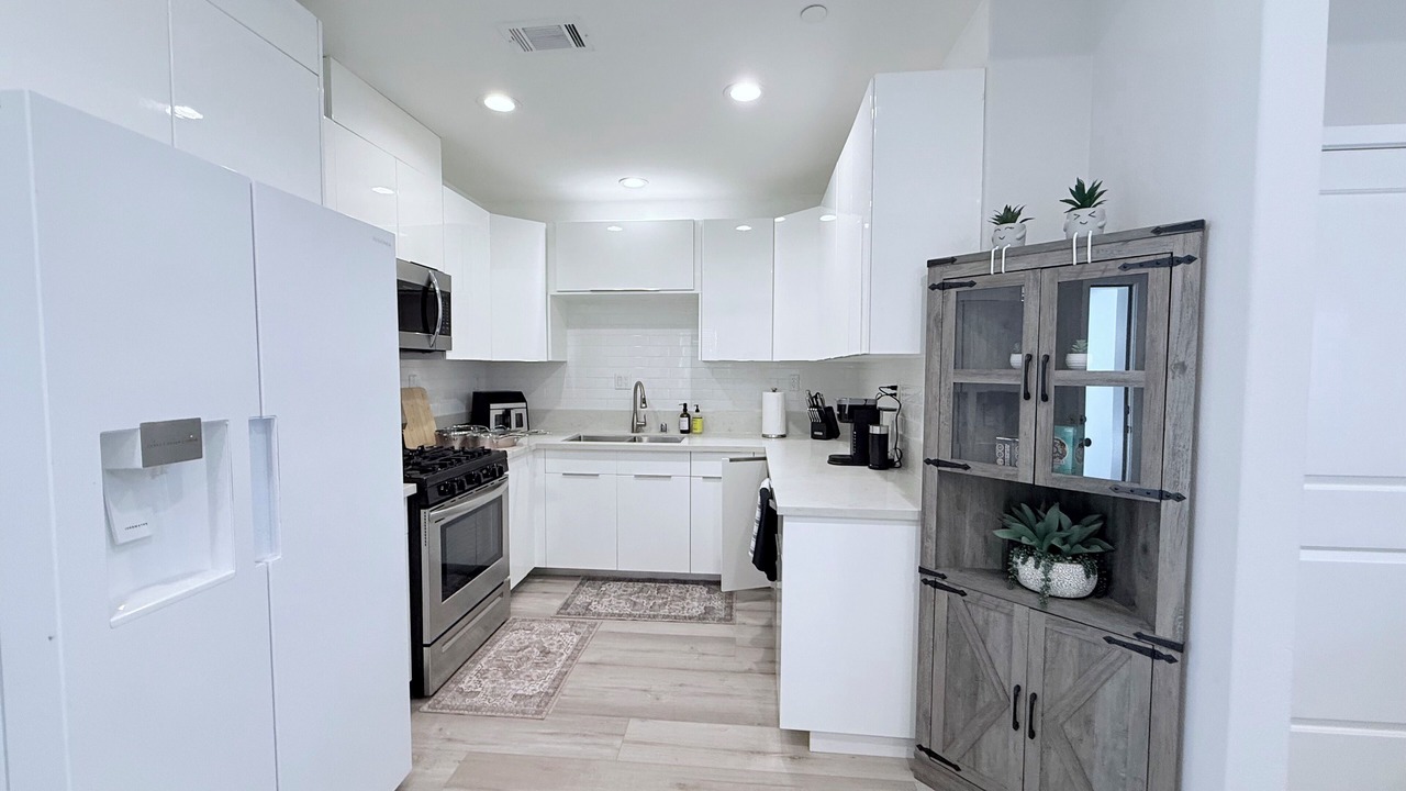 Photo of Kitchen in Midway City