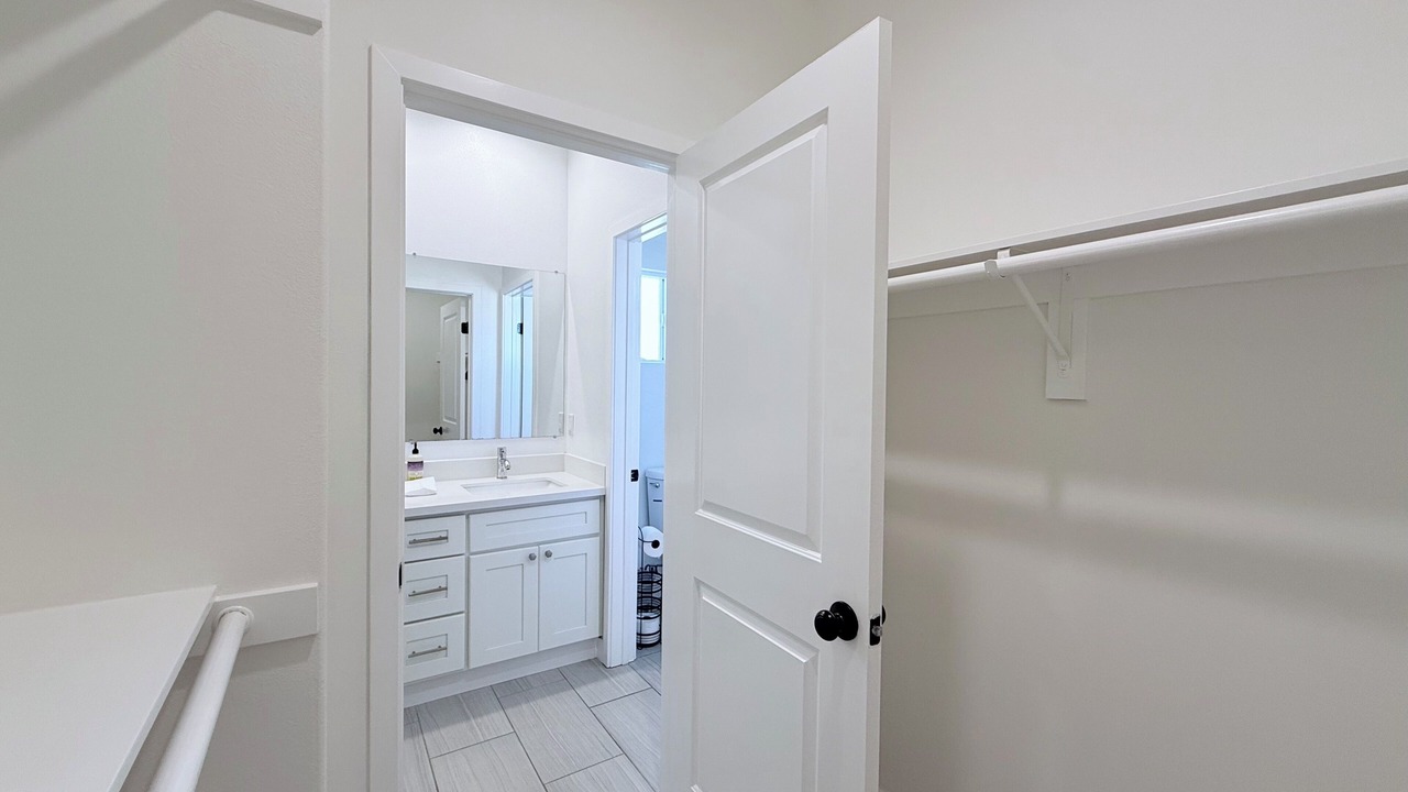 Photo of Bathroom in Midway City