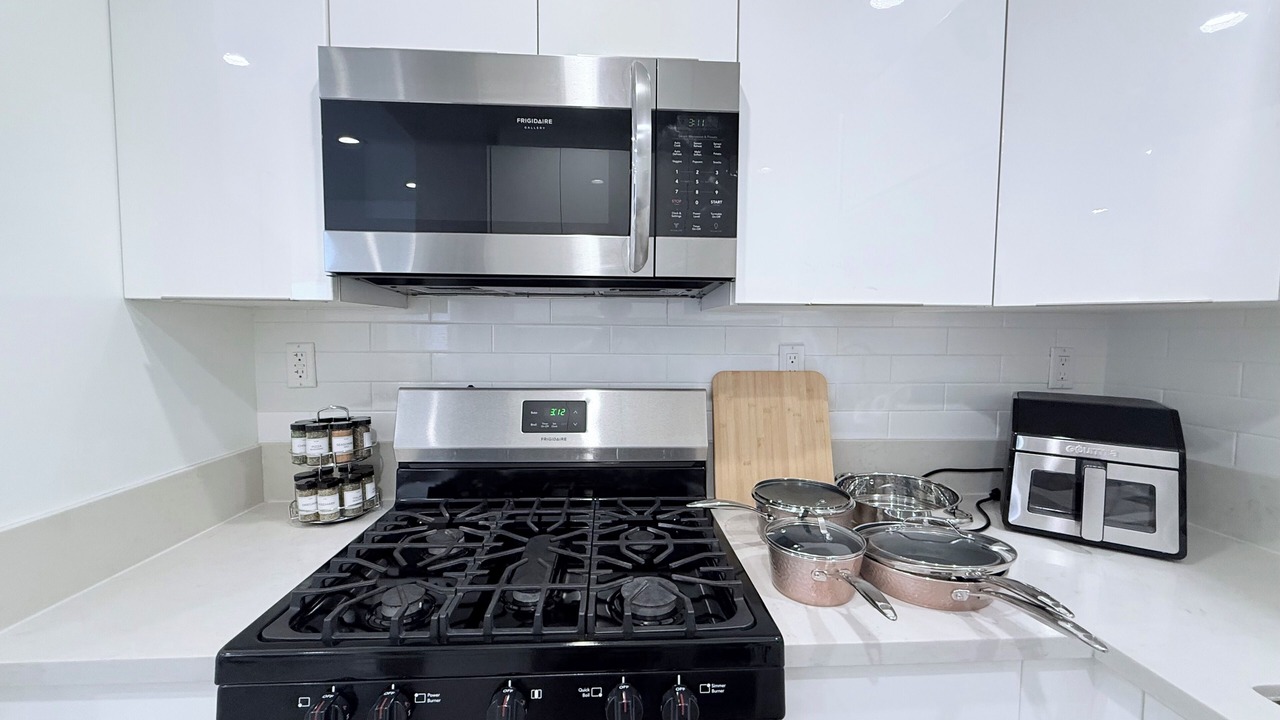 Photo of Kitchen in Midway City