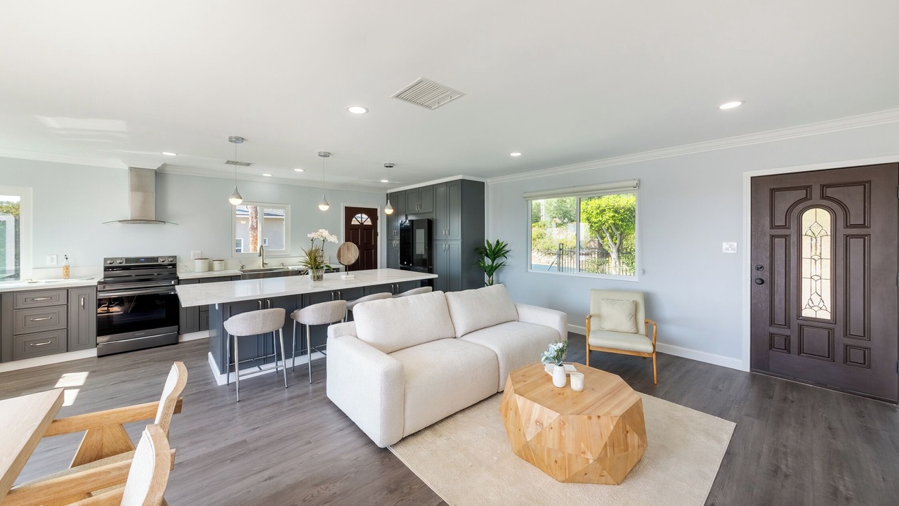 Photo of Livingroom in South Arroyo