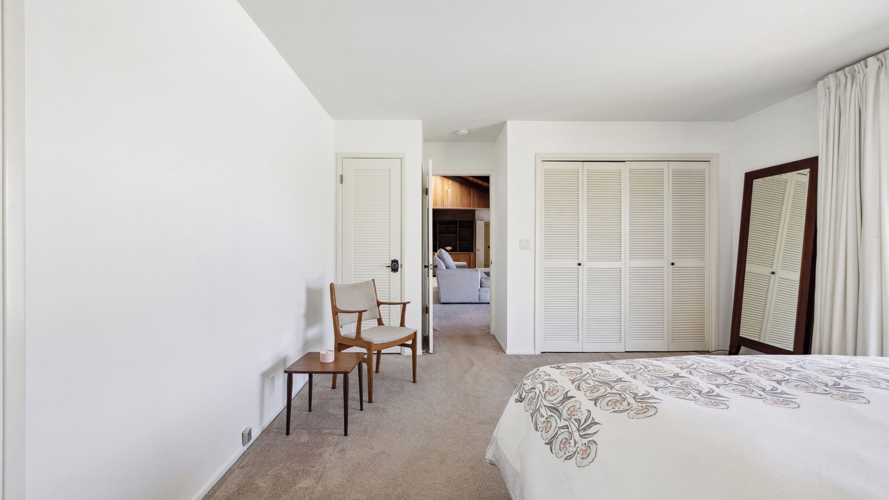Photo of Bedroom in St. Helena