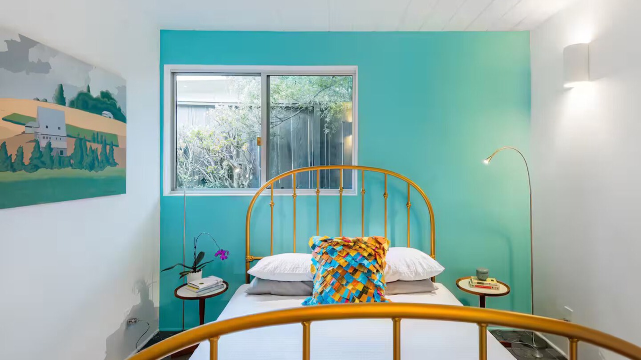 Photo of Bedroom in Highlands-Baywood Park