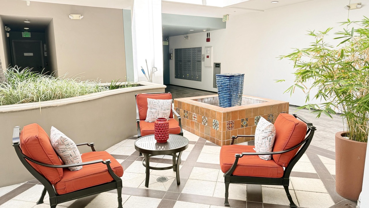 Photo of Patio Balcony in Encino