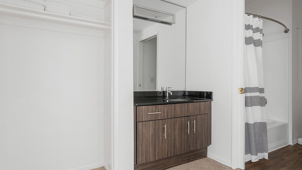 Photo of Bathroom in Miracle Mile