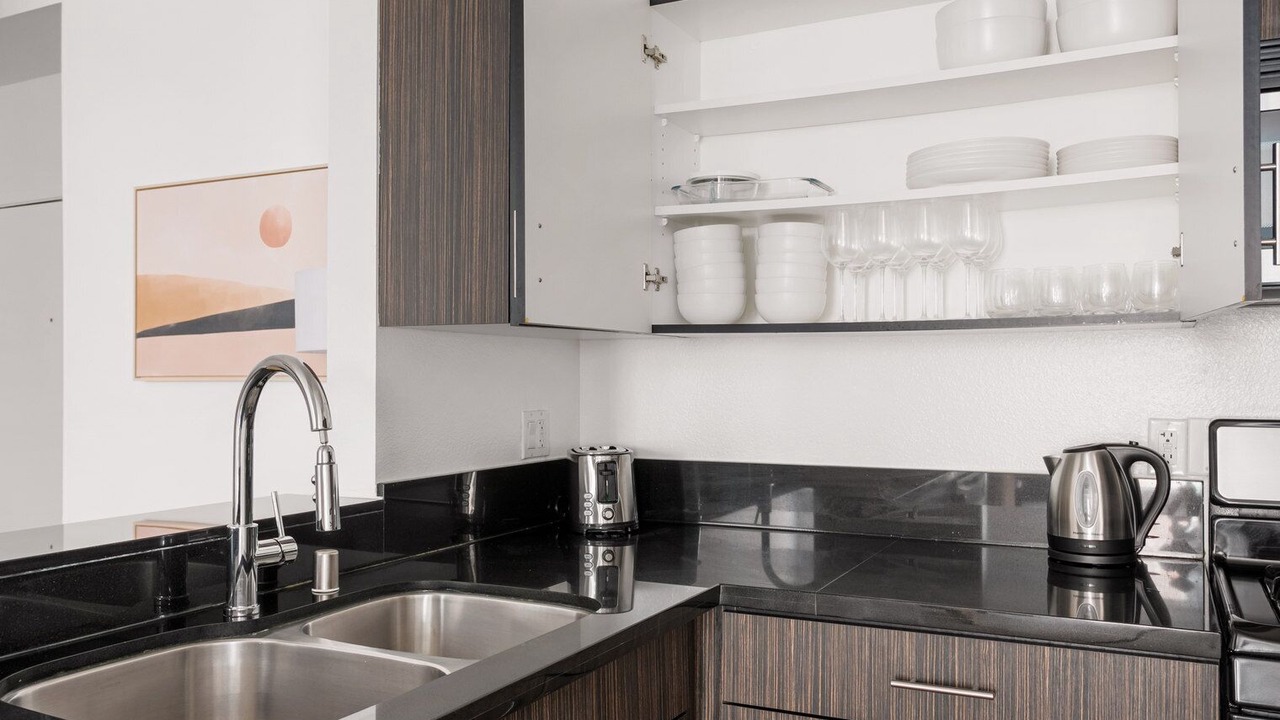 Photo of Kitchen in Miracle Mile