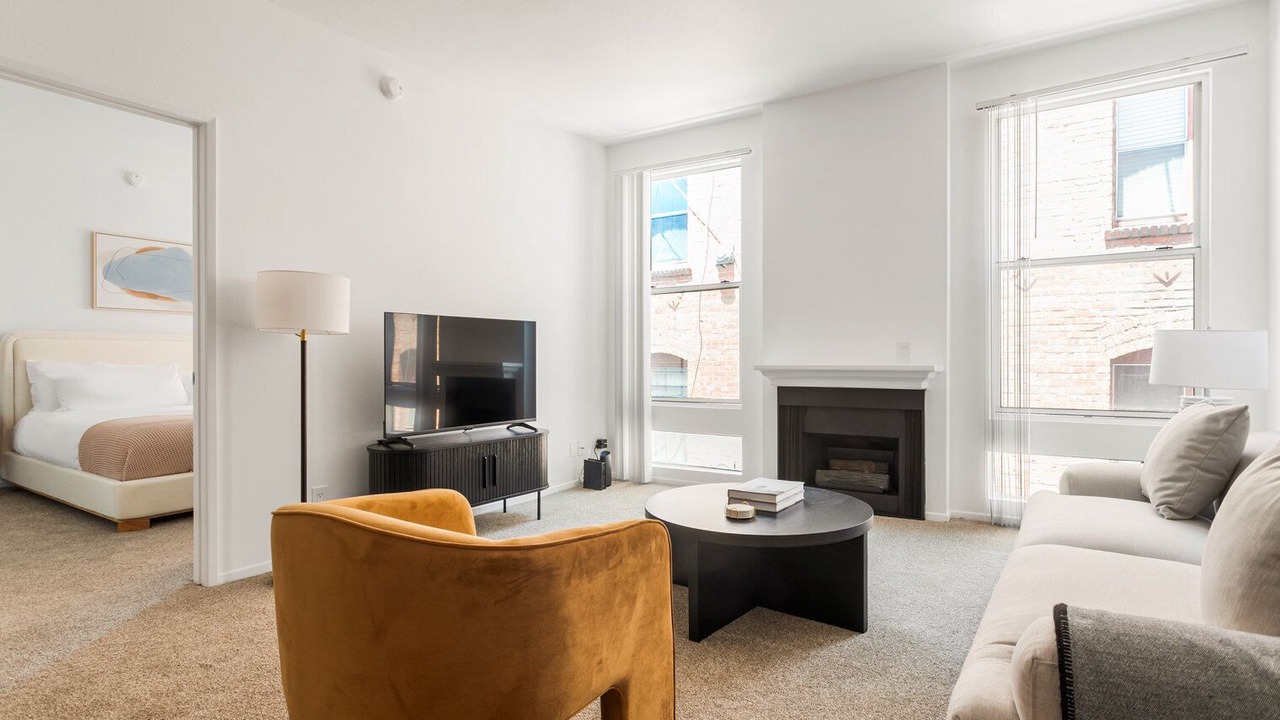 Photo of Bedroom in Miracle Mile