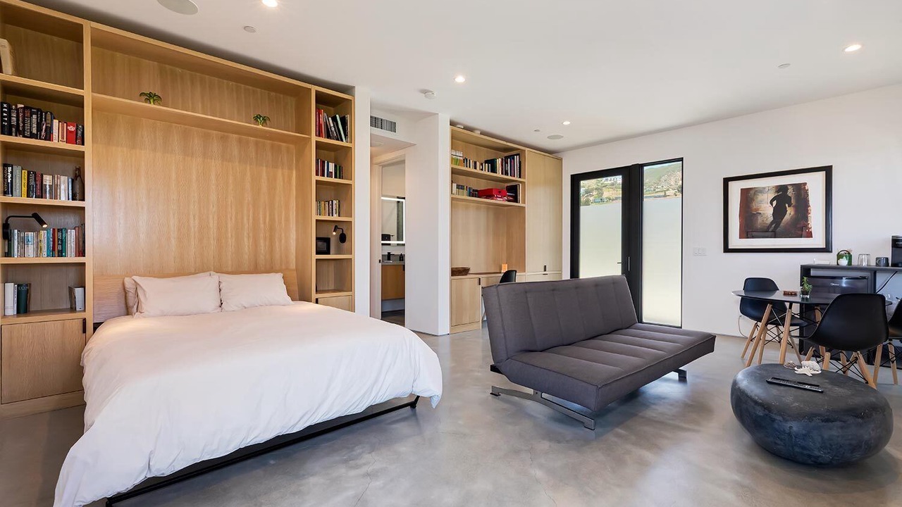 Photo of Bedroom in Western Malibu