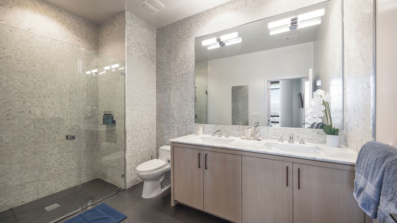 Photo of Bathroom in Hollywood