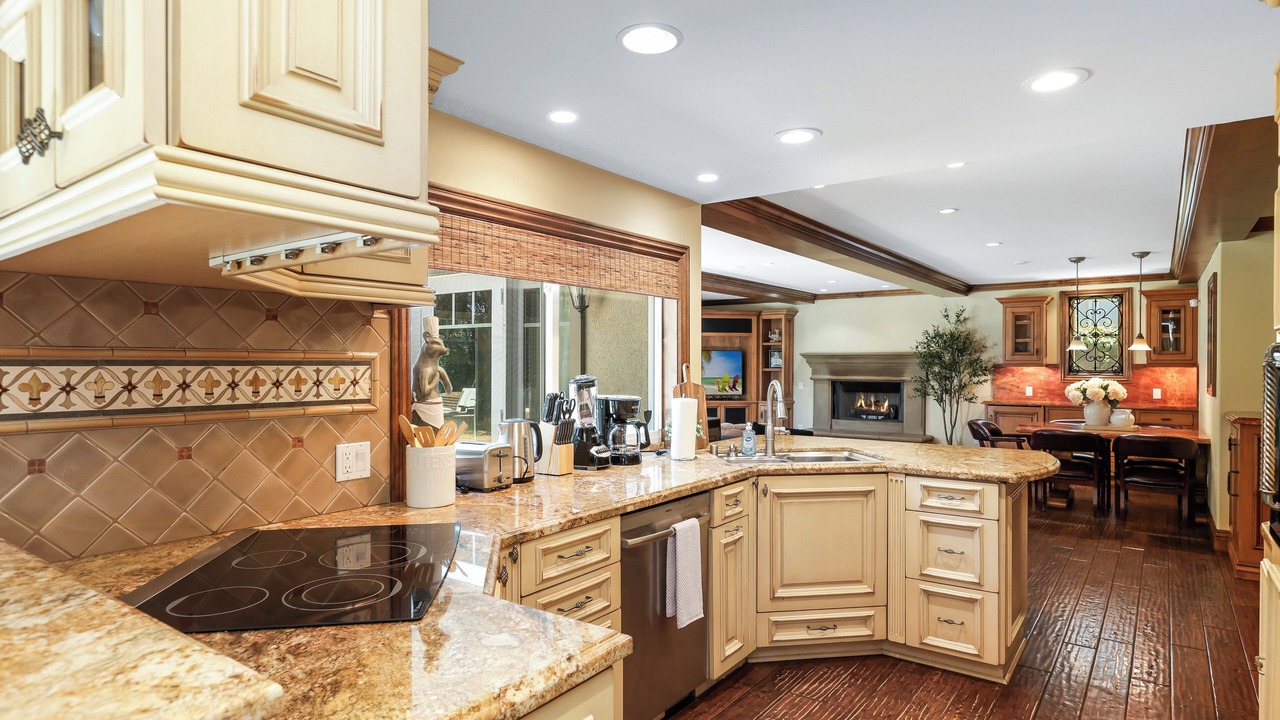 Photo of Kitchen in Westside Costa Mesa