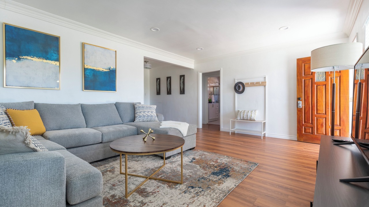 Photo of Livingroom in South San Gabriel