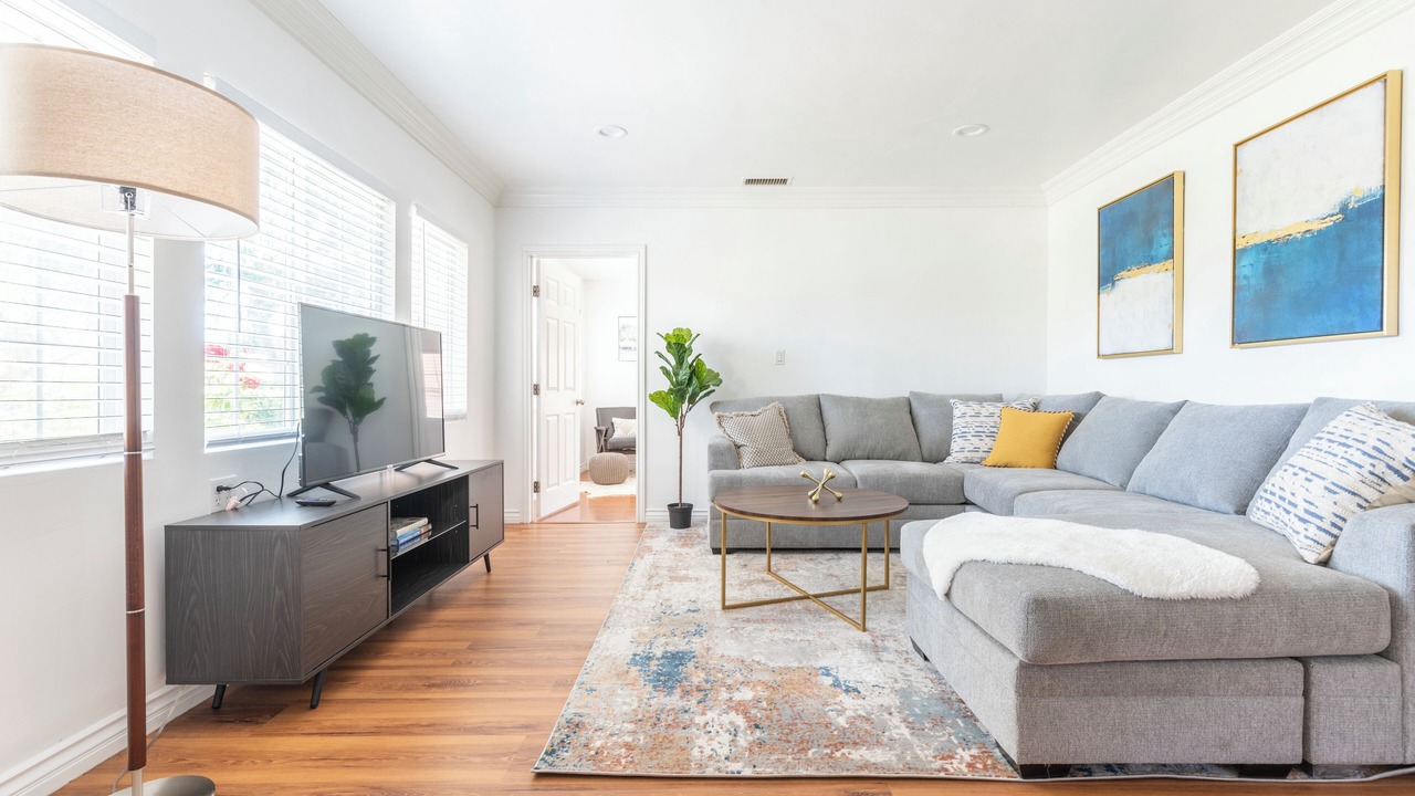 Photo of Livingroom in South San Gabriel