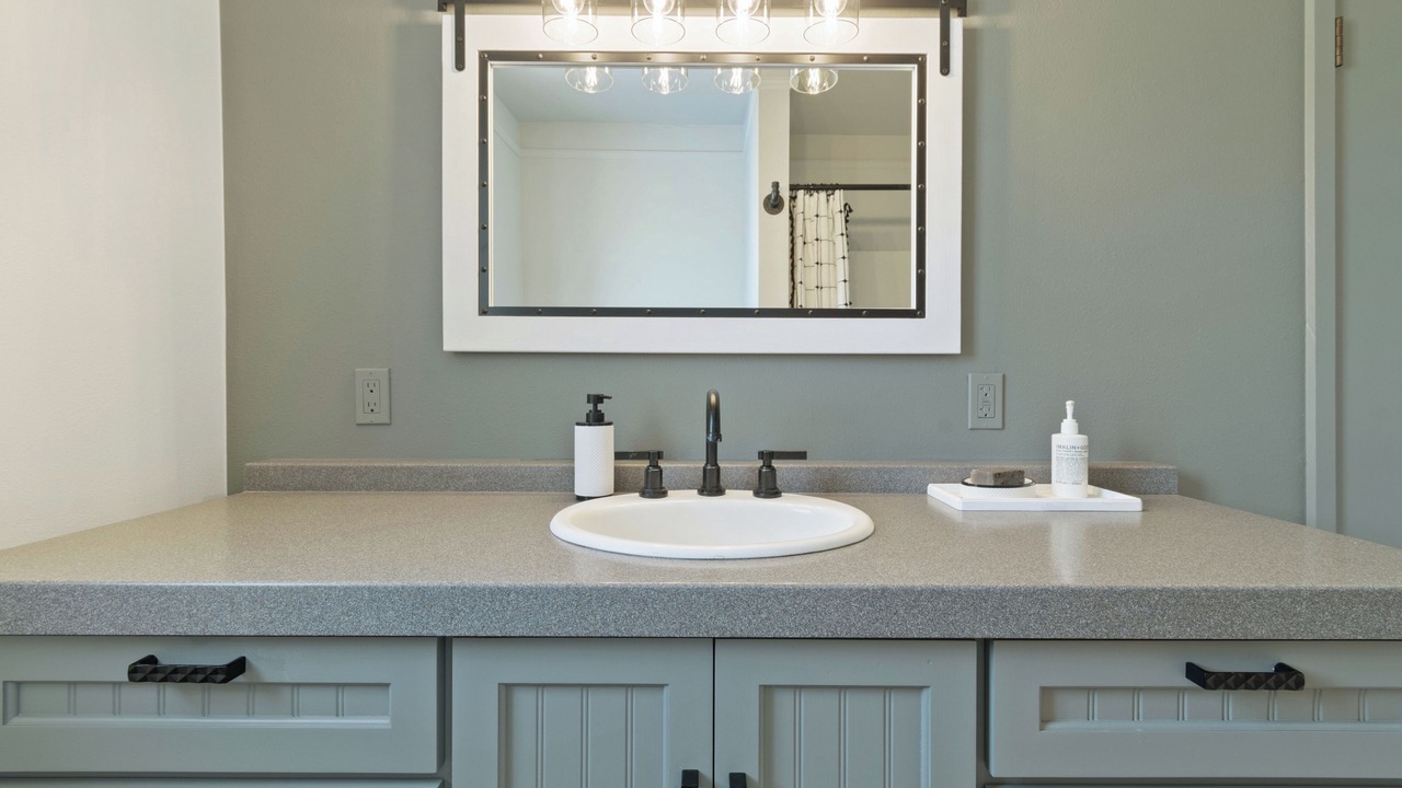Photo of Bathroom in St. Helena
