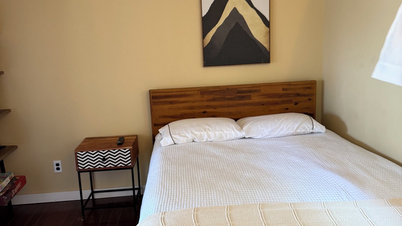 Photo of Bedroom in South San Gabriel