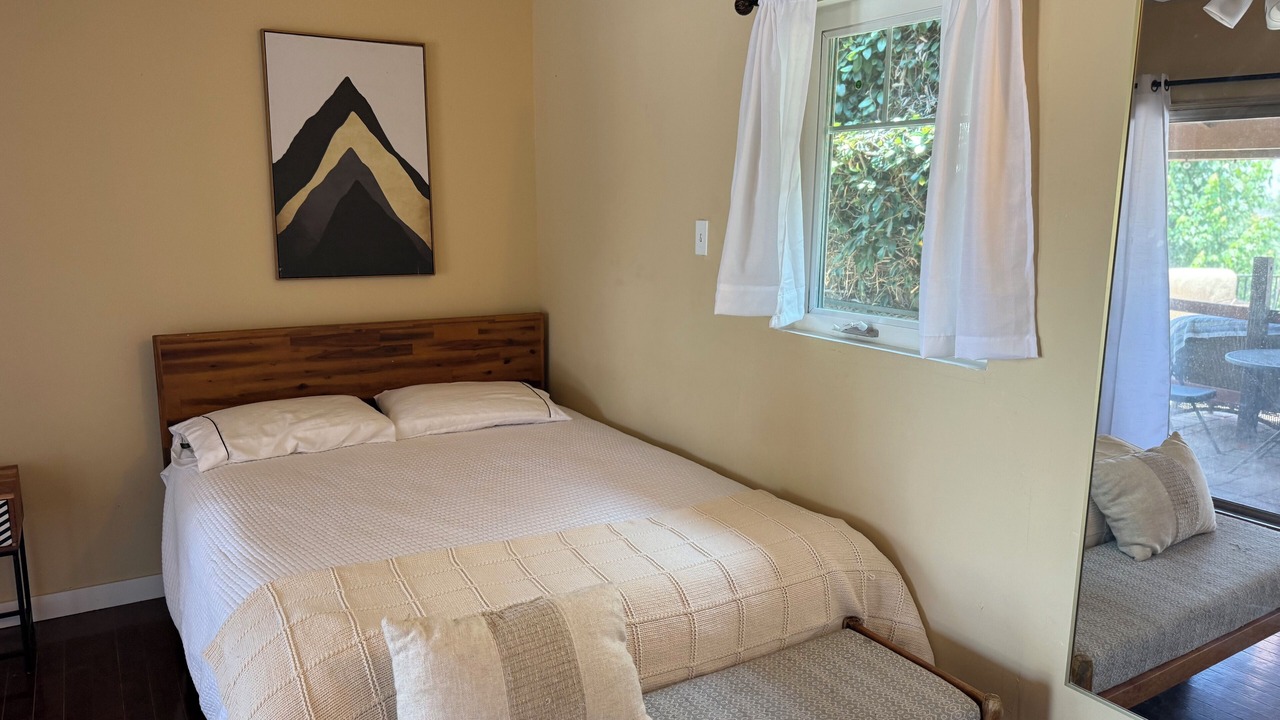 Photo of Bedroom in South San Gabriel