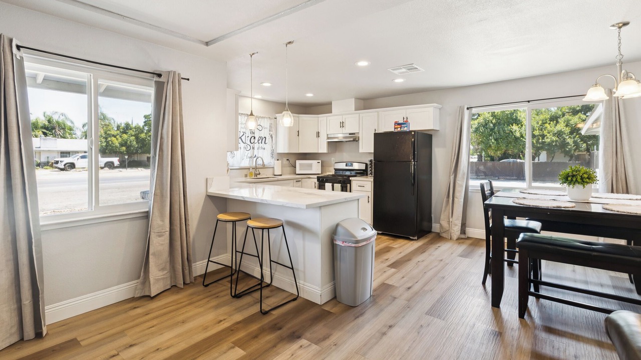 Photo of Kitchen in Raisin