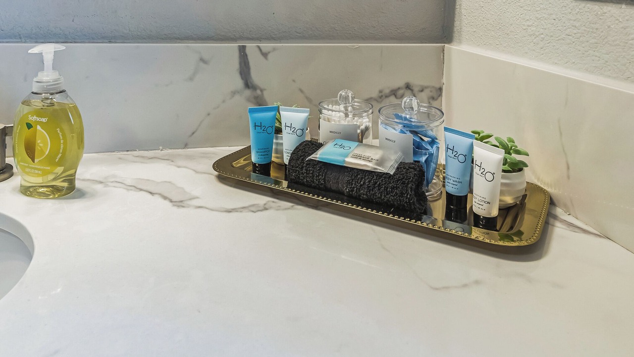 Photo of Bathroom in Raisin