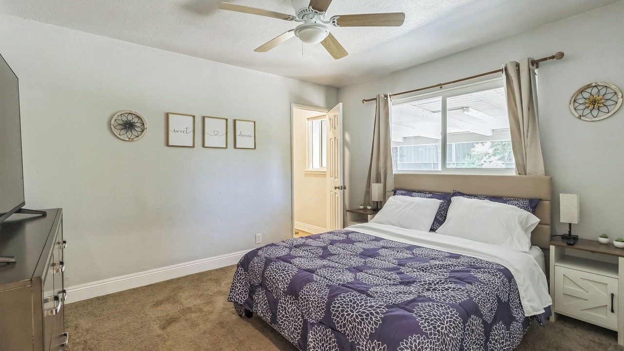 Photo of Bedroom in Raisin