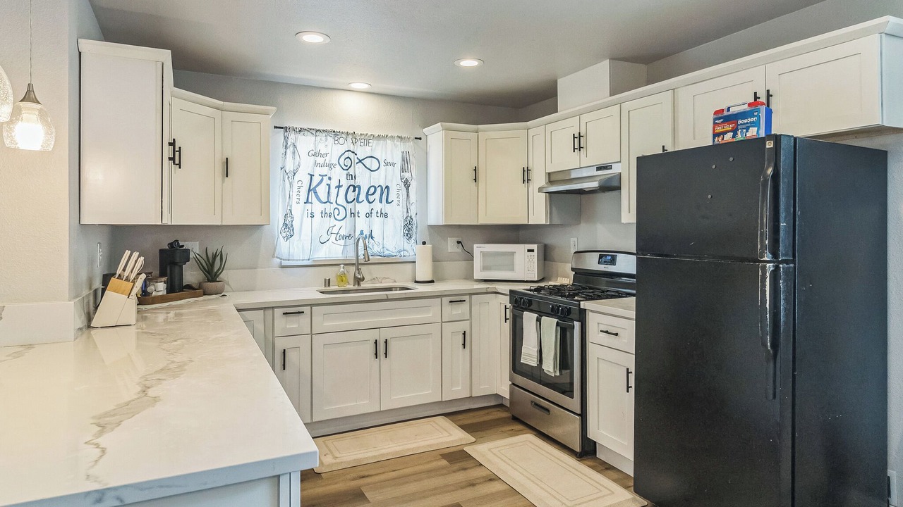 Photo of Kitchen in Raisin