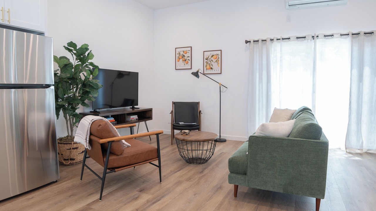 Photo of Livingroom in North Hollywood