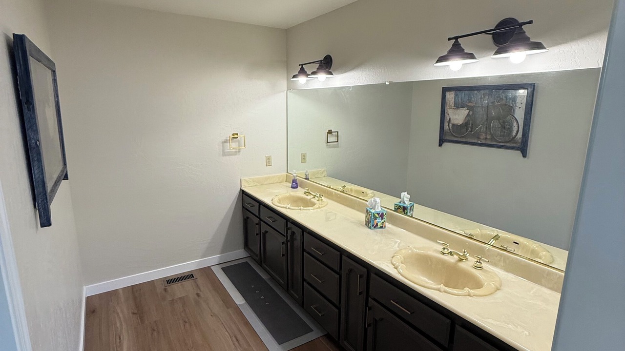 Photo of Bathroom in Glencoe