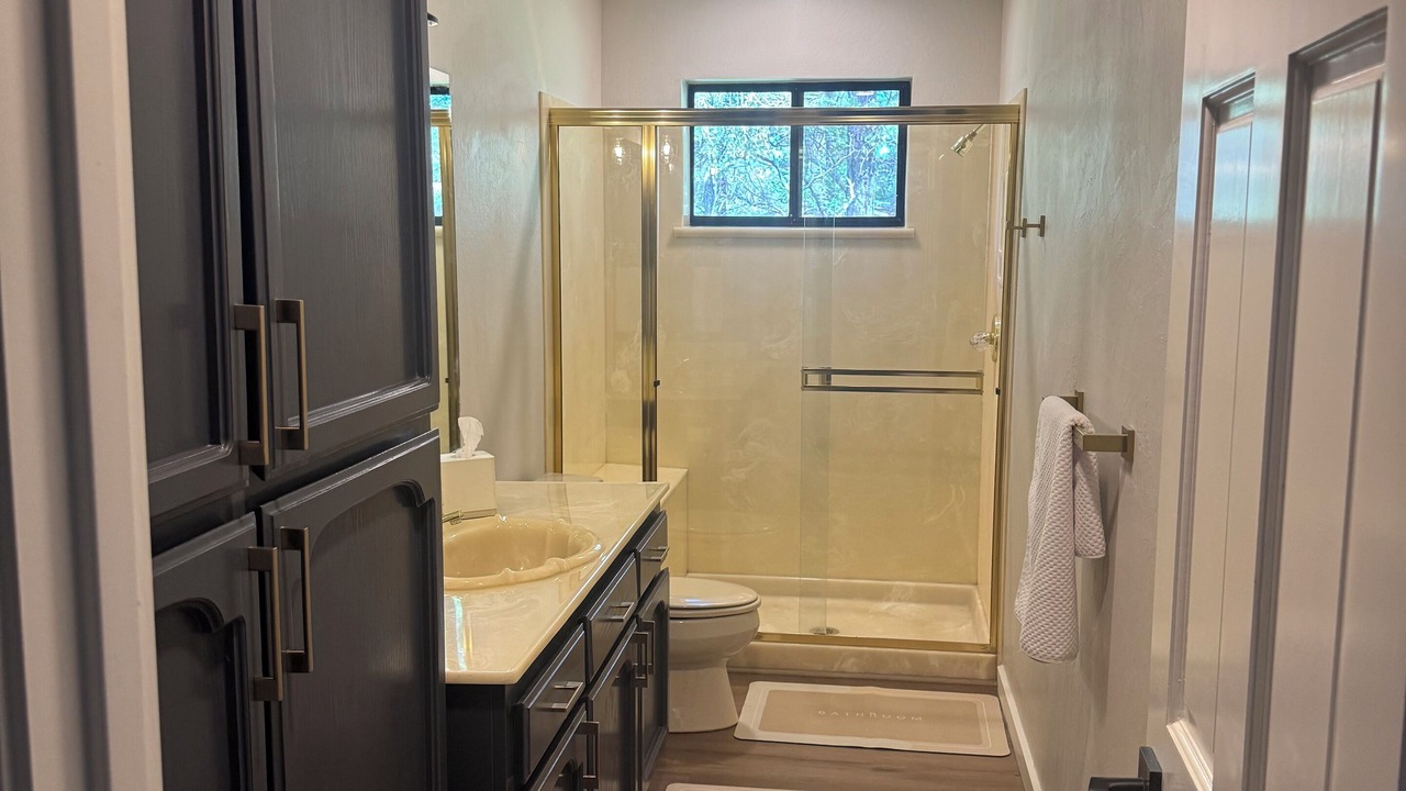 Photo of Bathroom in Glencoe