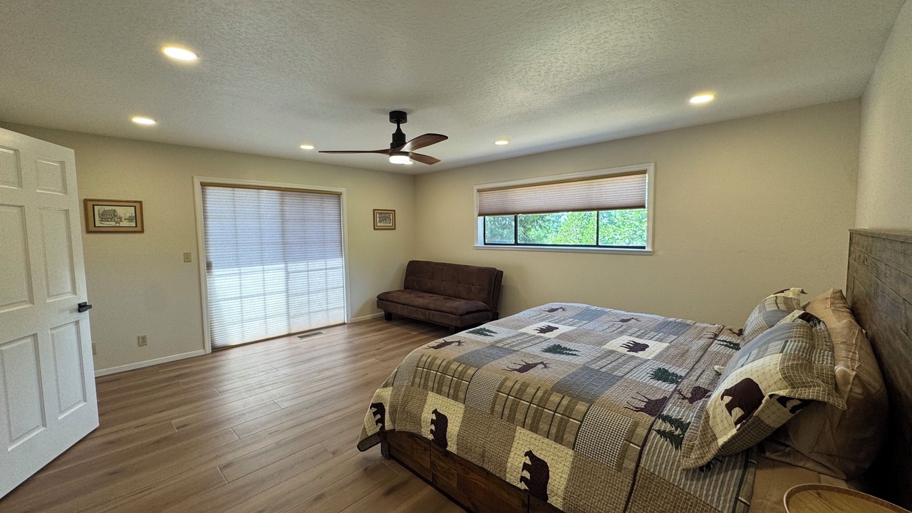 Photo of Bedroom in Glencoe