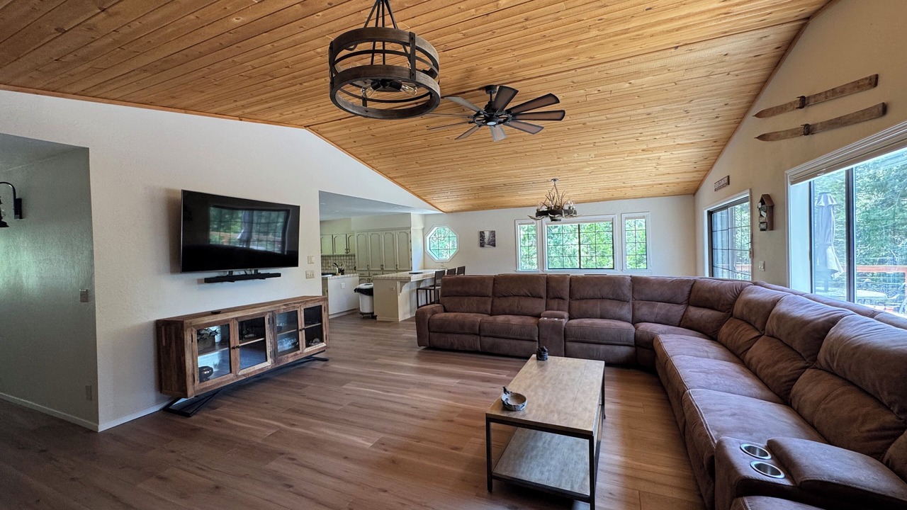 Photo of Livingroom in Glencoe
