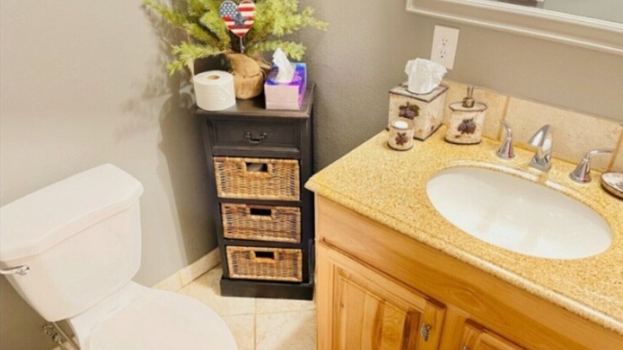 Photo of Bathroom in Castle Glen Estates