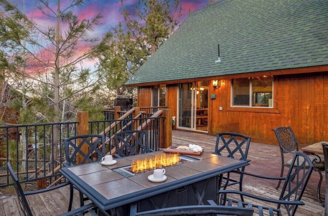 Photo of Outdoor in Castle Glen Estates