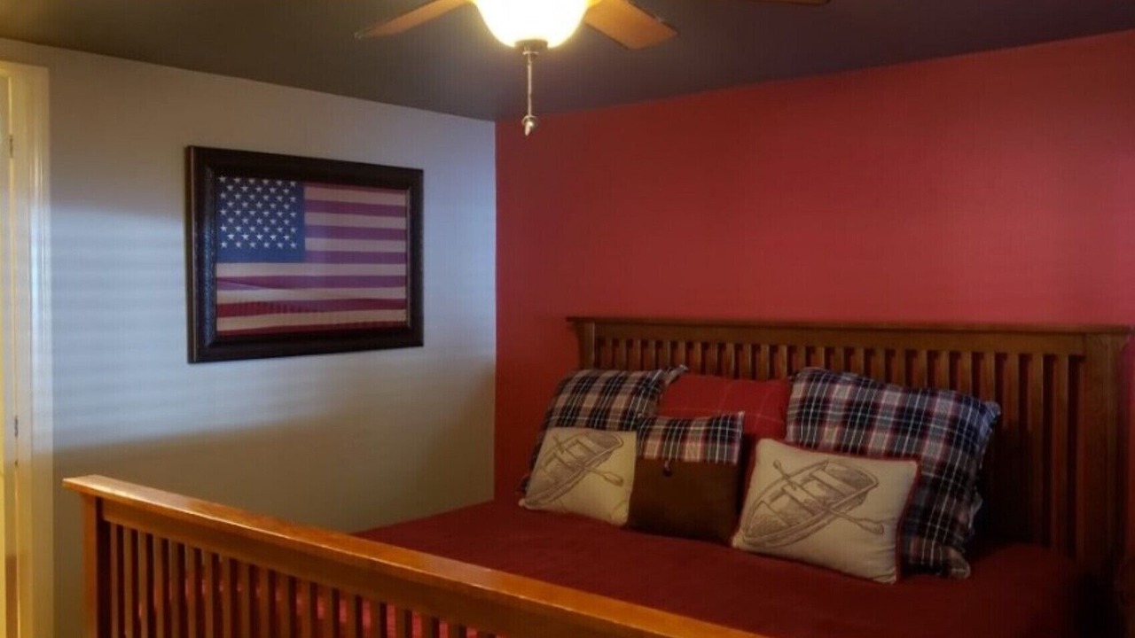 Photo of Bedroom in Castle Glen Estates