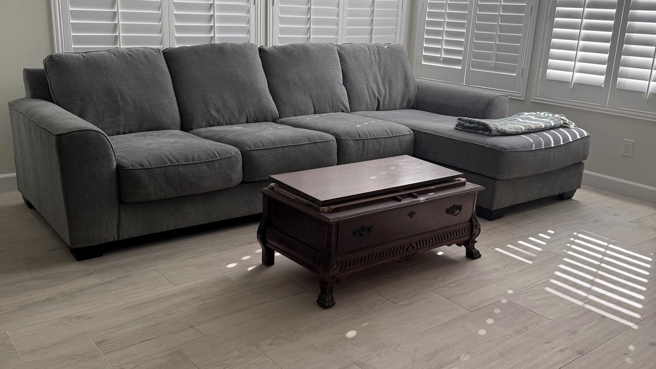 Photo of Livingroom in Corona