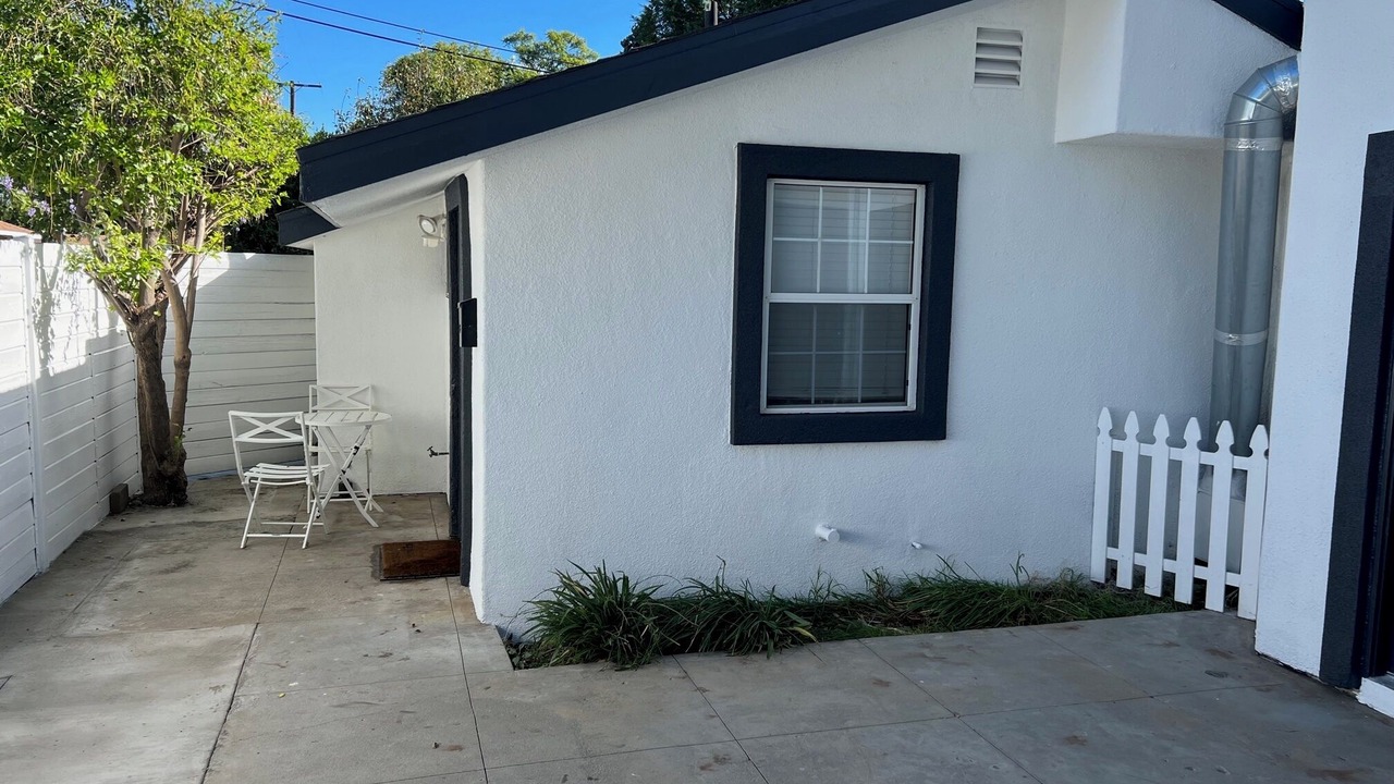 Photo of Patio Balcony in Lake Balboa