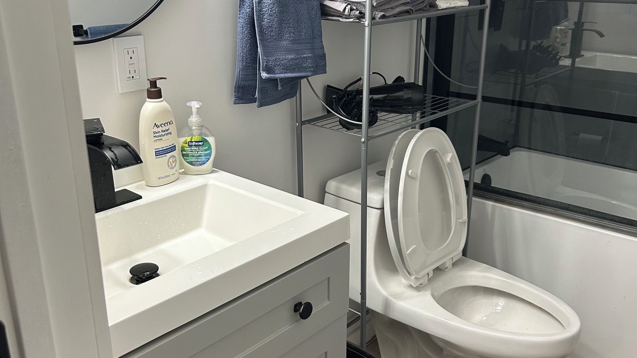 Photo of Bathroom in North Long Beach