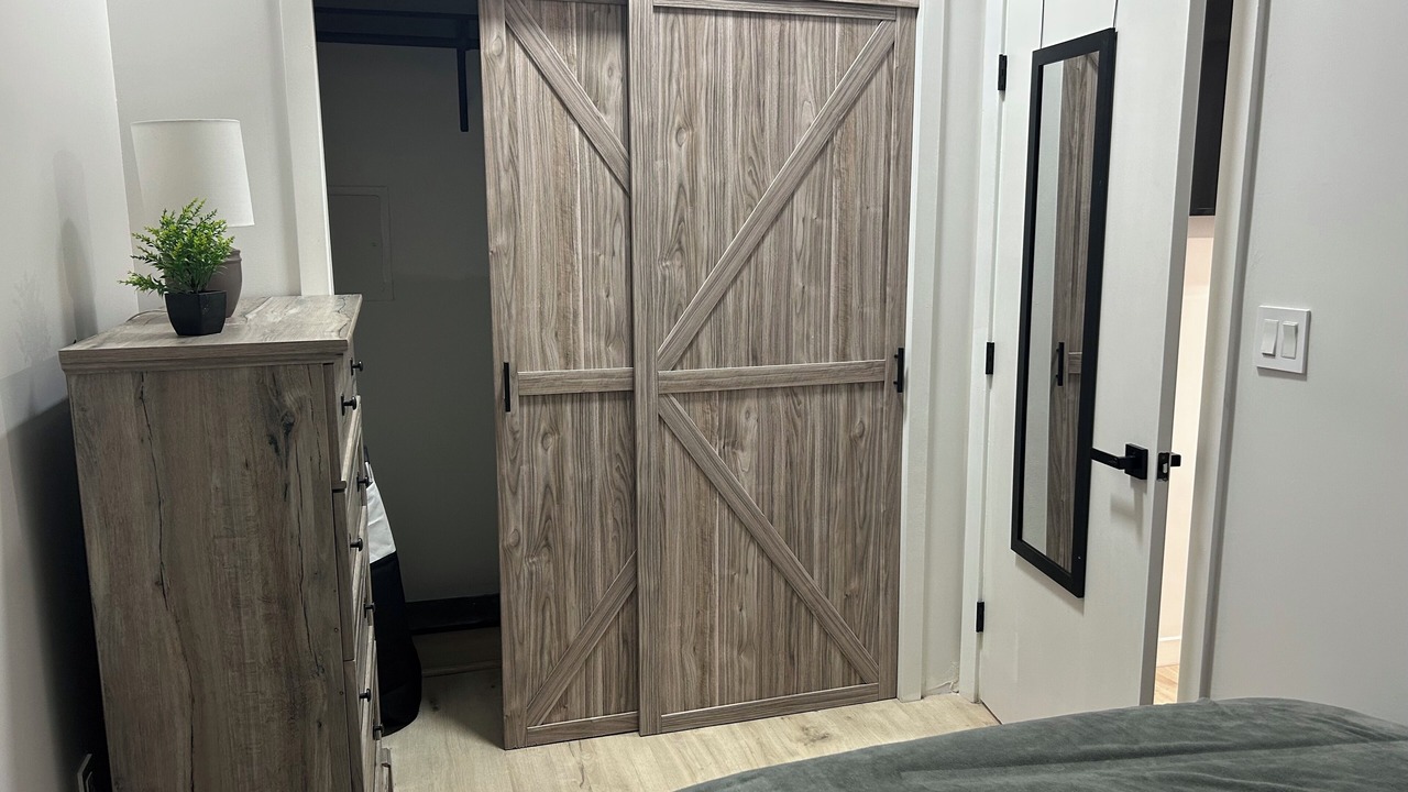 Photo of Bedroom in North Long Beach
