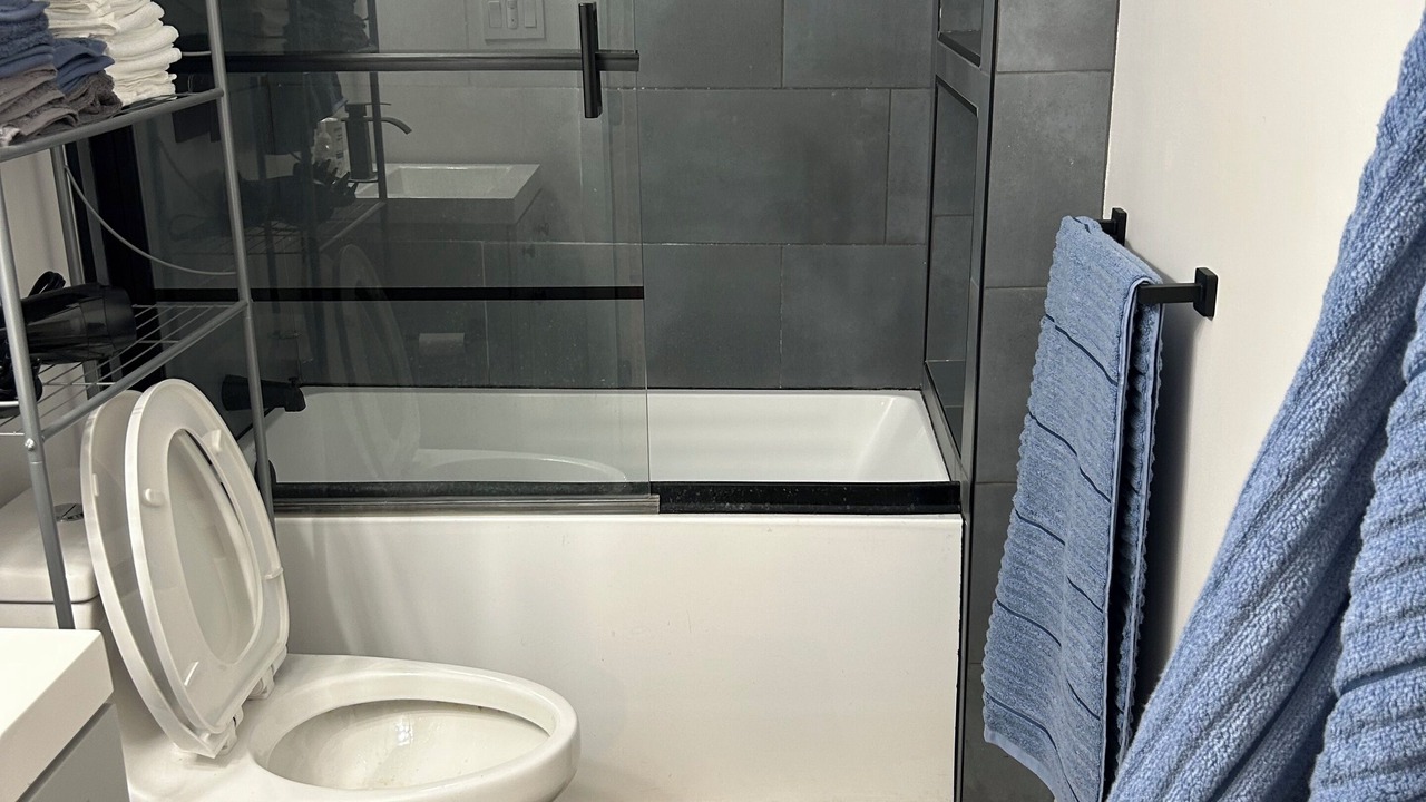 Photo of Bathroom in North Long Beach