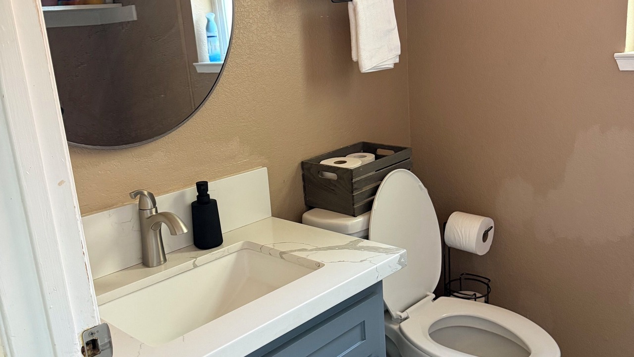 Photo of Bathroom in Pumpkin Center