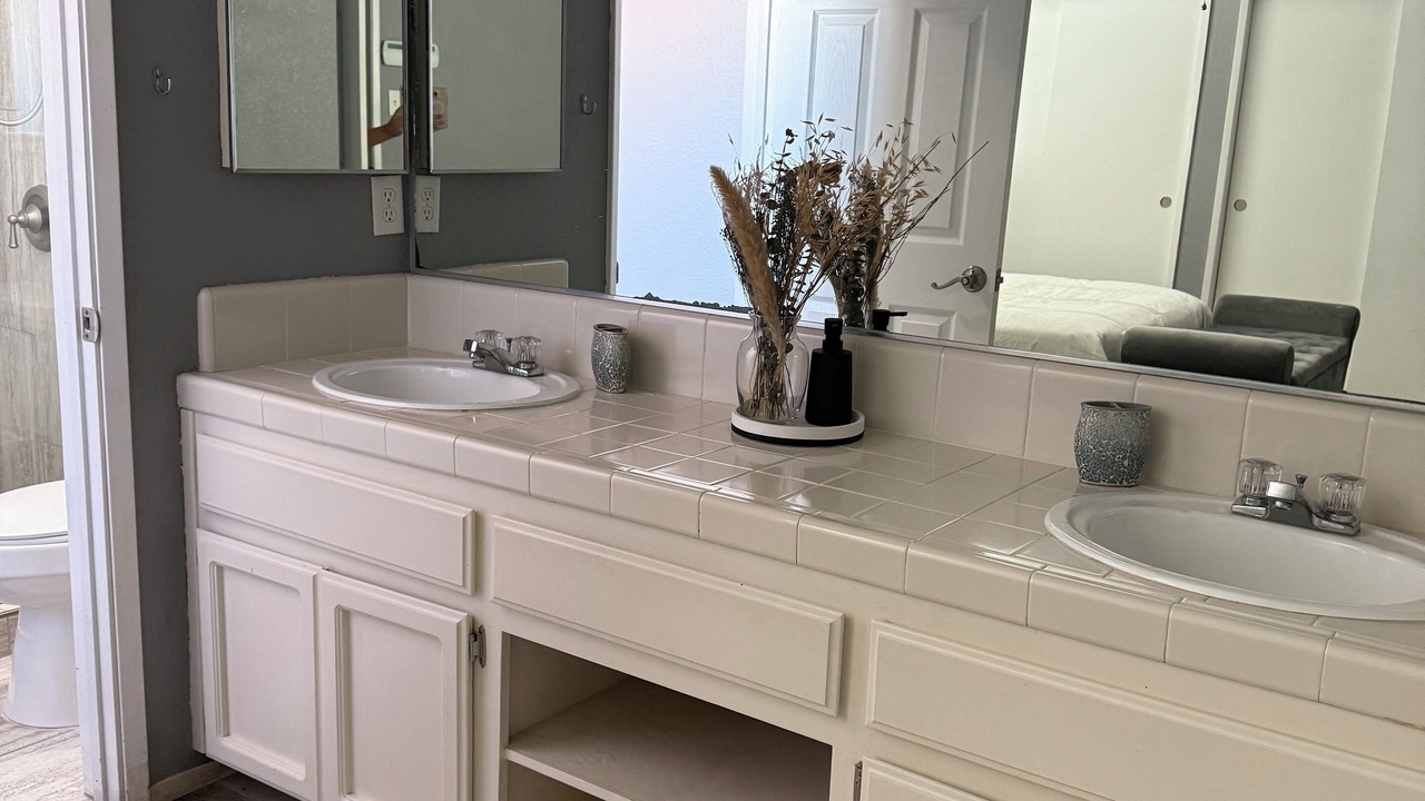 Photo of Bathroom in Pumpkin Center