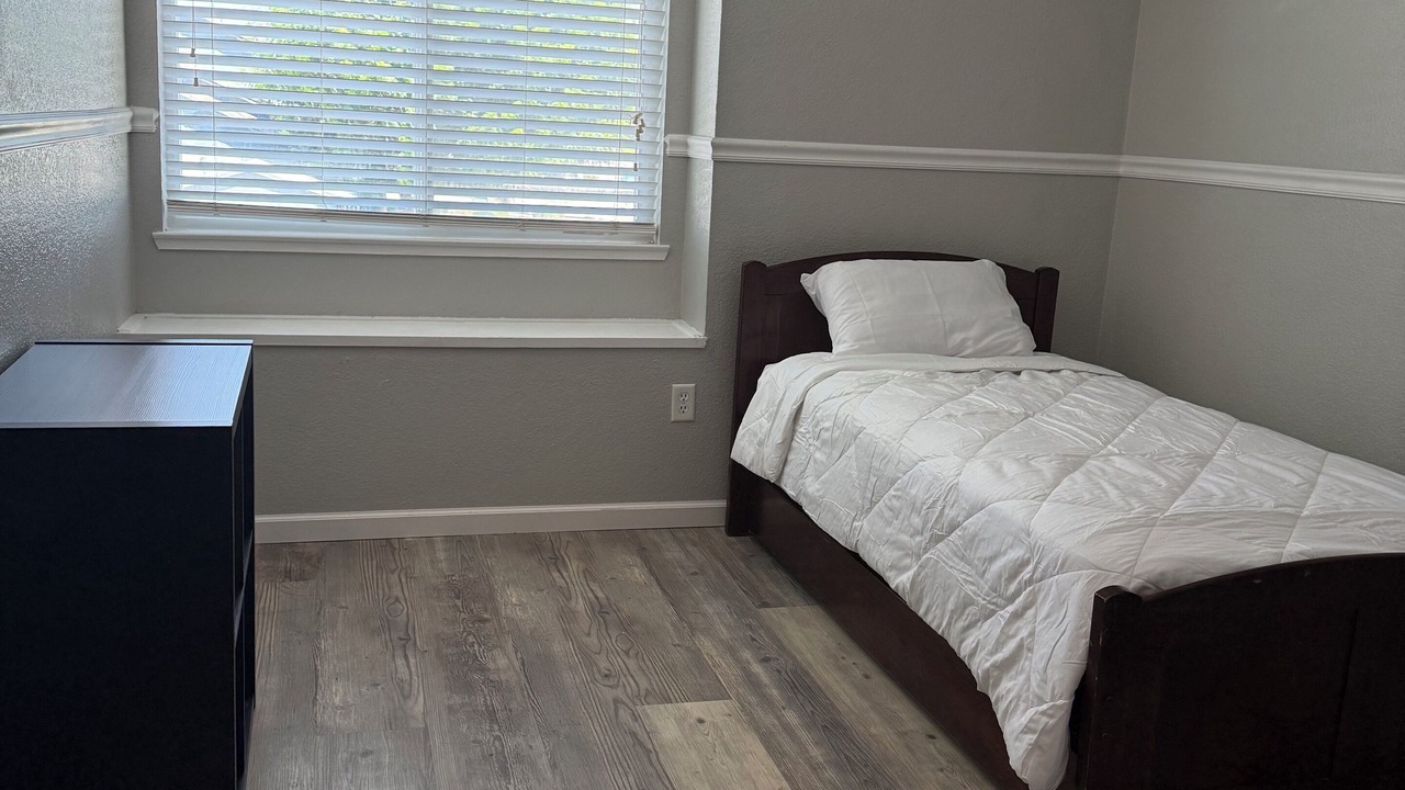 Photo of Bedroom in Pumpkin Center