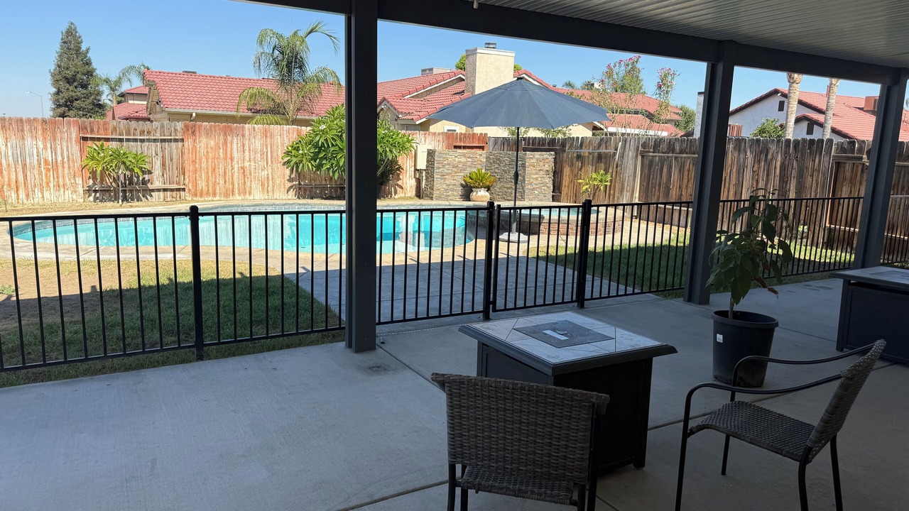 Photo of Patio Balcony in Pumpkin Center