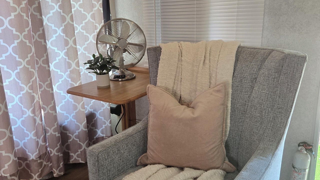 Photo of Livingroom in West Ridge