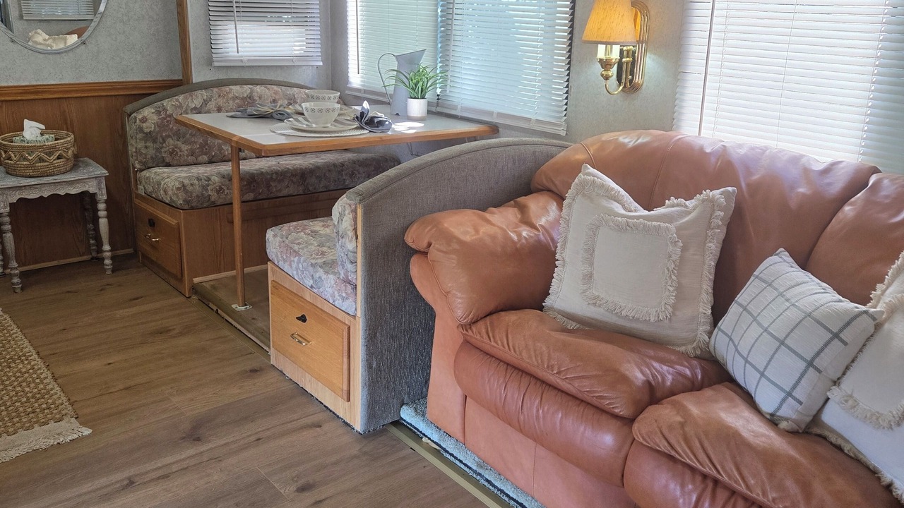 Photo of Livingroom in West Ridge