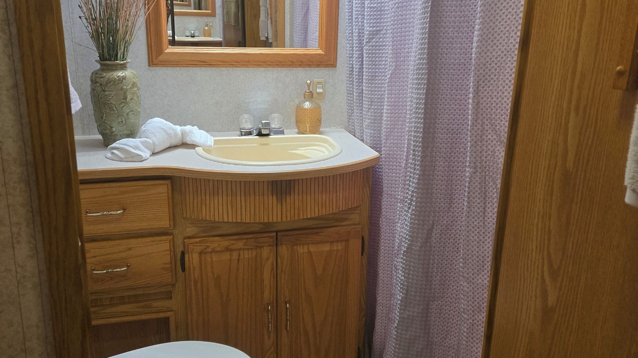 Photo of Bathroom in West Ridge