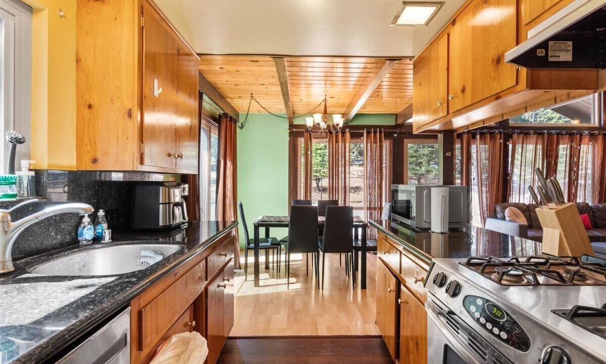Photo of Kitchen in Wrightwood