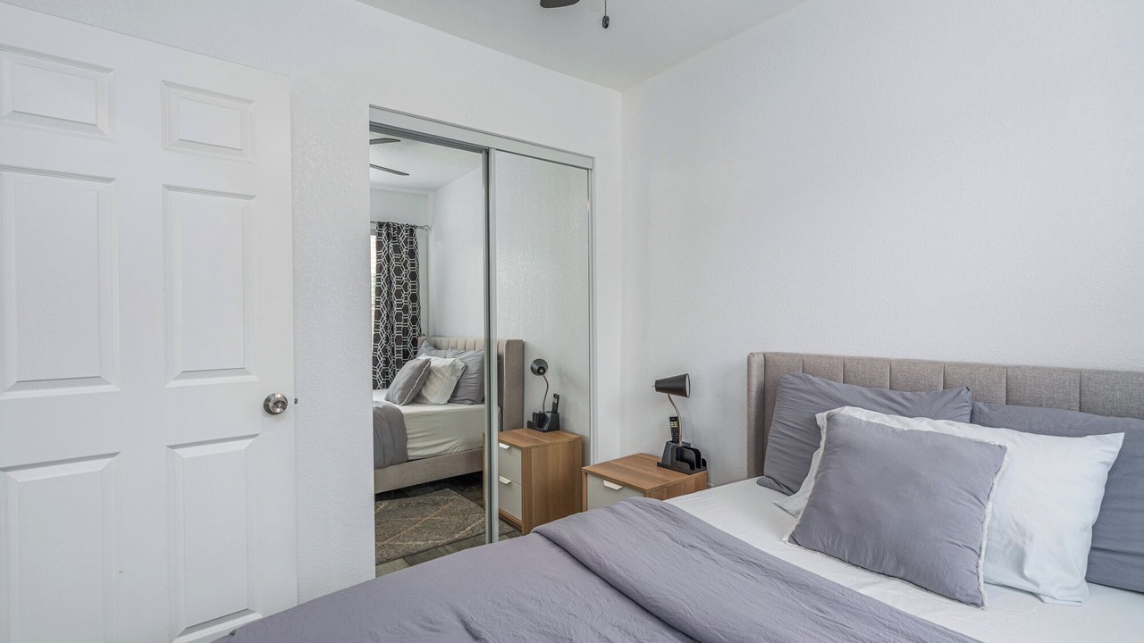Photo of Bedroom in North Long Beach